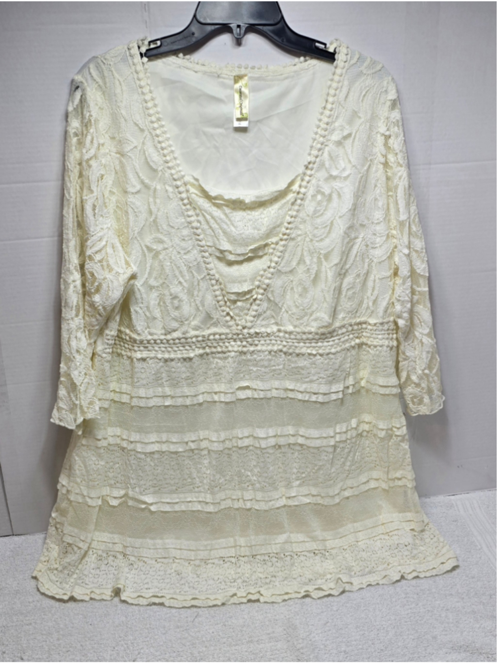 Women's Decorated Originals Lace Blouse Cream Size 2X